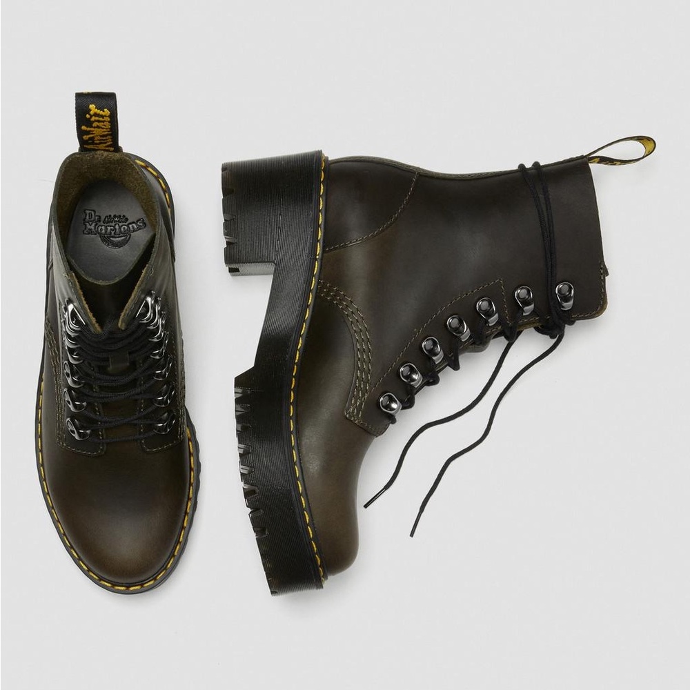 Dr. Martens Leona leather platform boot in dark taupe SZ 10 / 43 EU NWOT